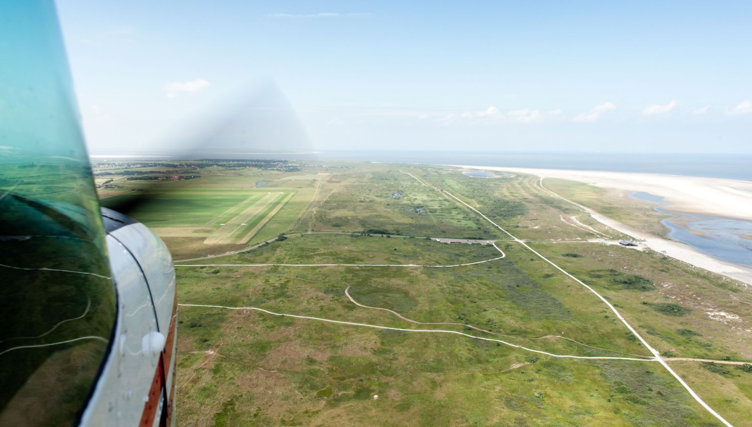 Ameland Flughafen - VVV Ameland