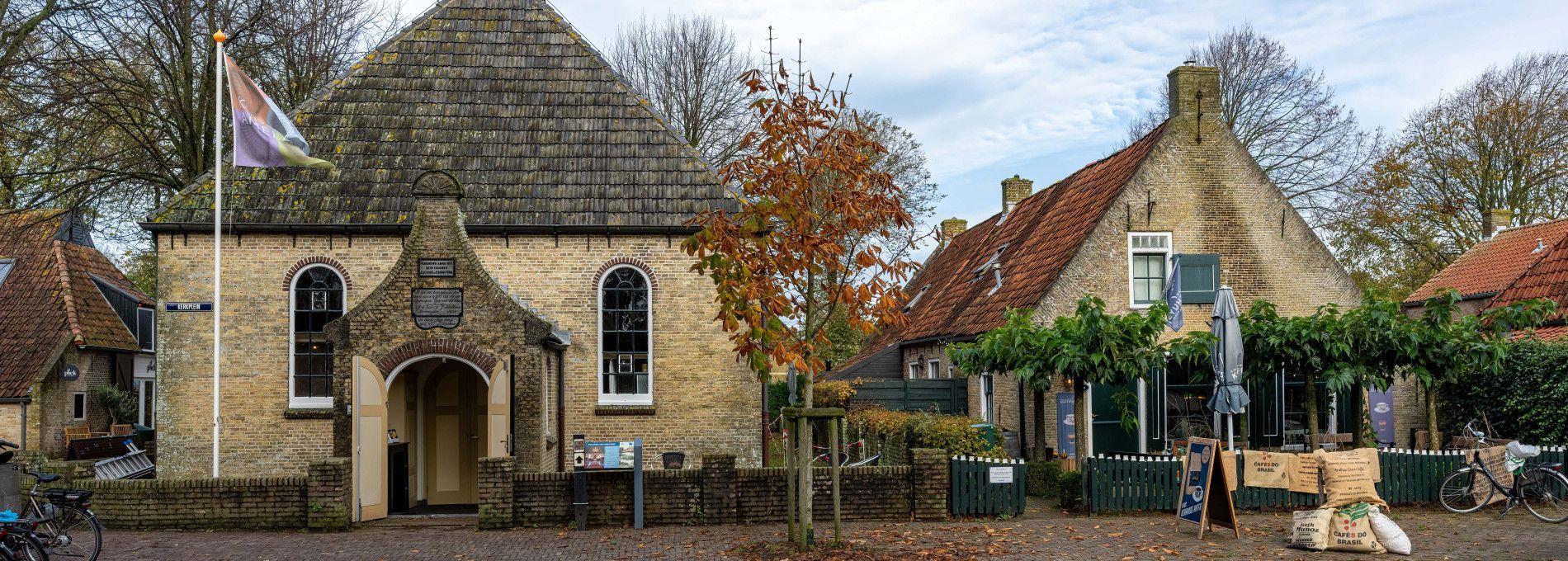 Ehemalige Niederländisch-Reformierte Kirche Nes