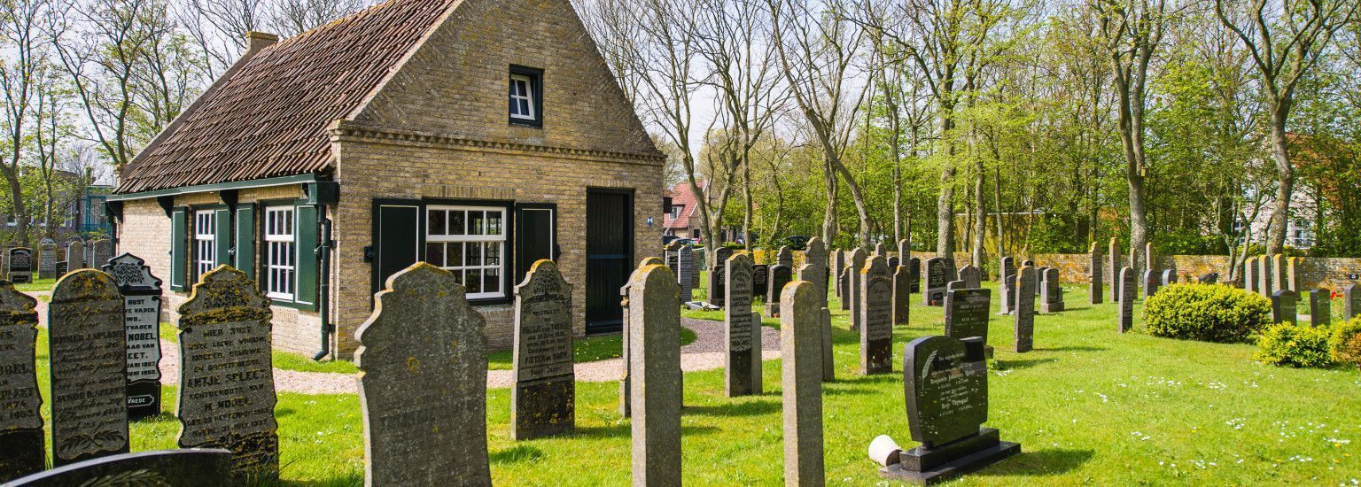 Leichenhaus in Ballum - VVV Ameland