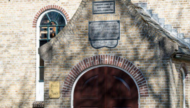 Ehemalige Niederländisch-Reformierte Kirche Nes