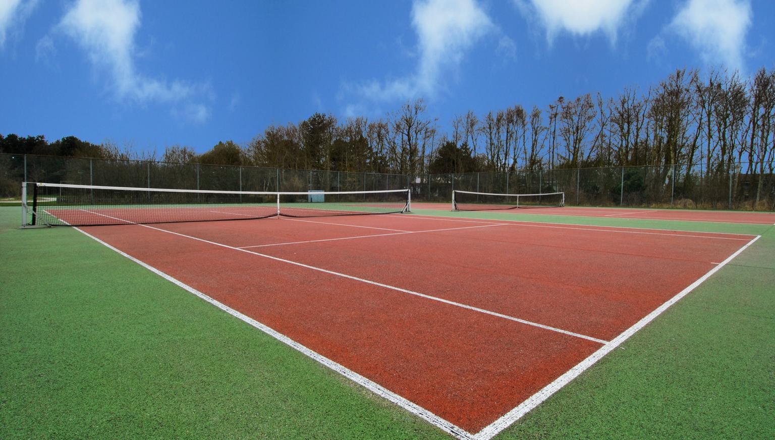 Tennisbahn Fletcher Resort-Hotel Amelander Kaap - VVV Ameland