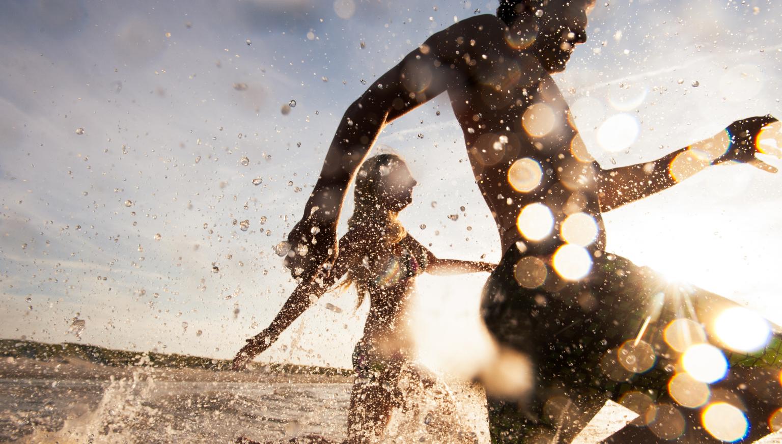 Schwimmen im Meer - VVV Ameland