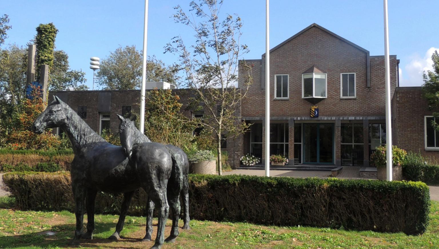 Gemeentehuis - VVV Ameland