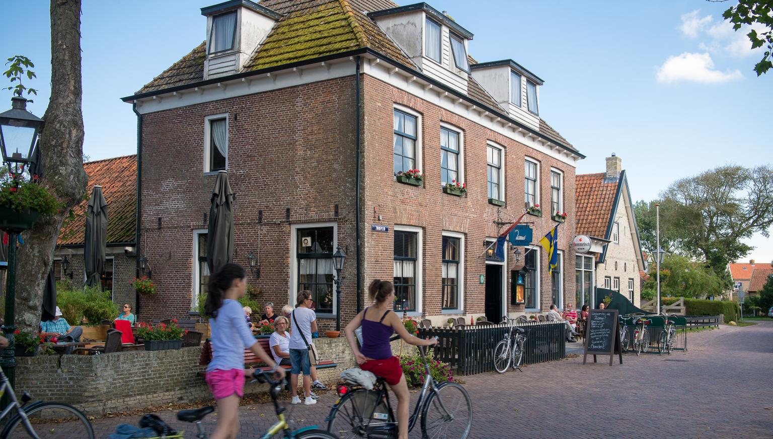 Restaurants in Hollum - Tourist Information “VVV”Ameland