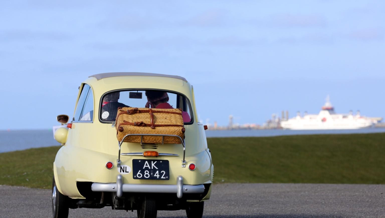 Parken in Holwert (Holwerd) - VVV Ameland