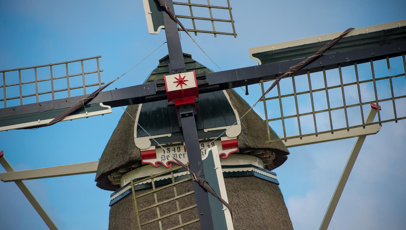 Getreide- und Senfmühle De Verwachting - VVV Ameland